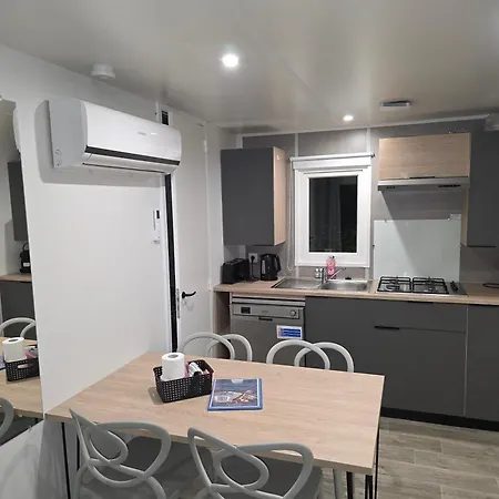 Campingplatz Sejour Normandie - - Mobilhome Confort 3ch-6p Avec Clim Et Tv - 5 Etoiles - H335